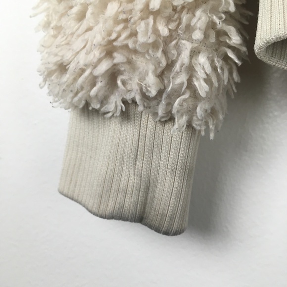 Zara Trf Mock Neck Zip Up Long Sleeve Eyelash Sherpa Jacket in Cream - Picture 5 of 11